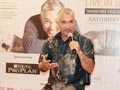 Cesar Milan Membius 2000 Penggemar Anjing Di Jakarta